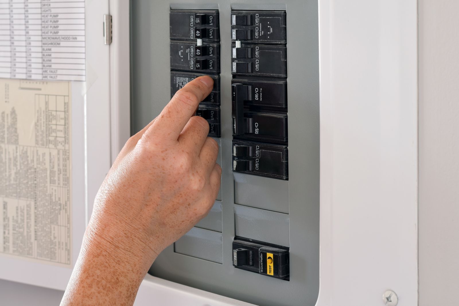 Barndominium Electrical Panel Sizing: How to Plan for Shop Loads, EV Charging, and Future Expansion